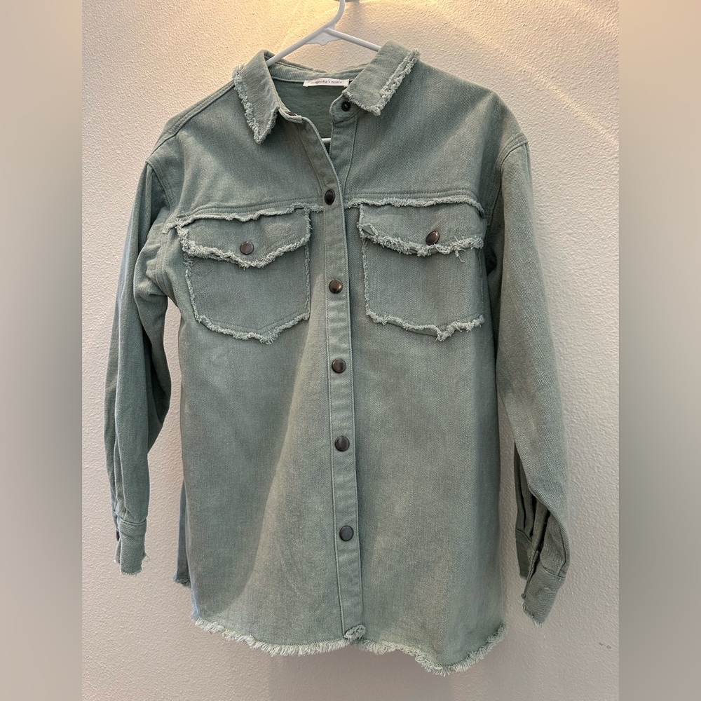 Light weight oversized denim jacket